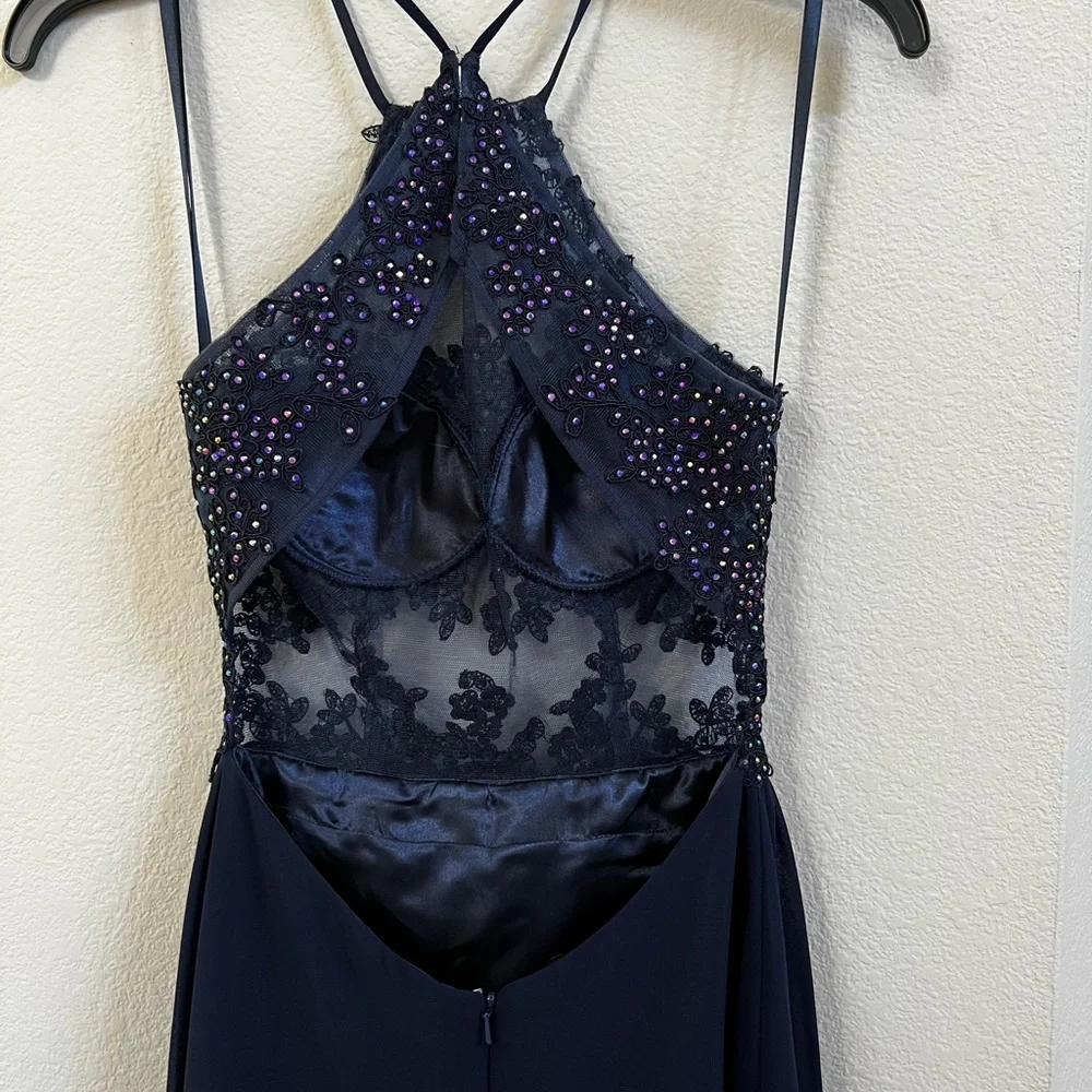 Prom dress - Picture 3 of 6